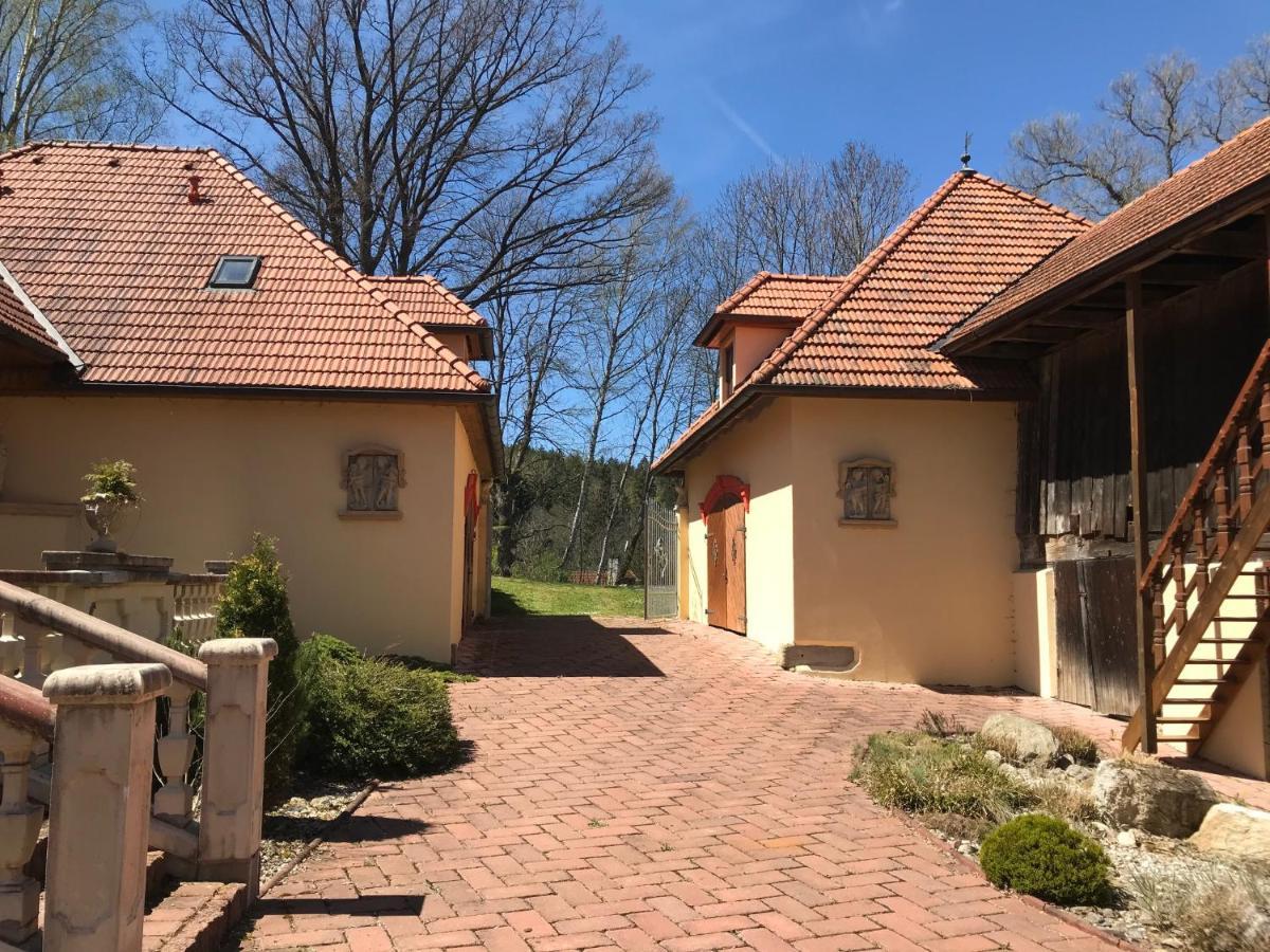 Zamecek Zdiky - Moderni Maly Apartman Bujanov Экстерьер фото